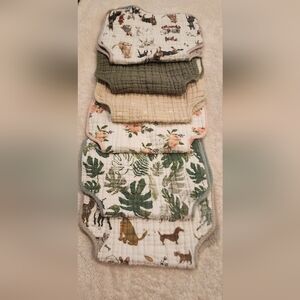 Set of 6 Little Unicorn Muslin Baby Burp Cloths